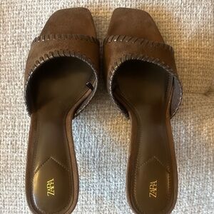 Zara Brown Suede Square-Toe Slide Mules with Whipstitch Detail